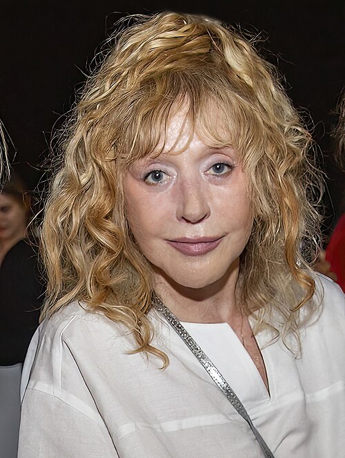Alla Pugacheva